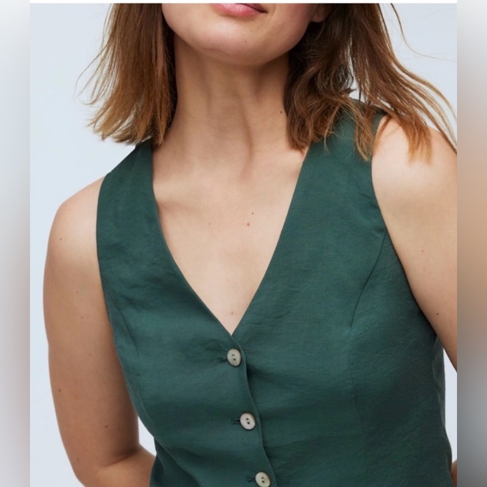 Madewell Katrina Crop Vest Top in
Softdrape